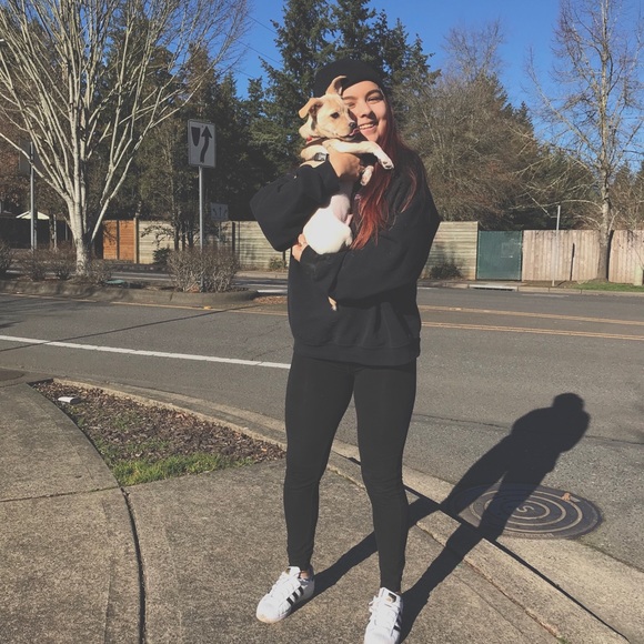 Meet your Posher, Alex - Picture 1 of 1